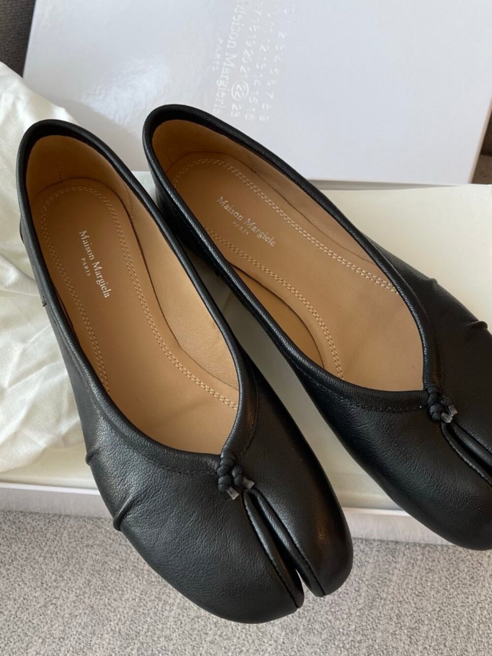 Maison Margiela Tabi Black Lambskin Leather Split‑Toe Ballet Flats Full Box Set - Picture 3 of 8